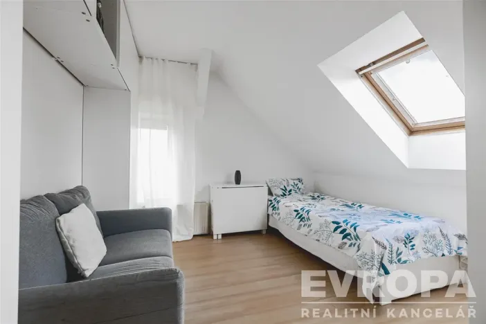 Prodej rodinného domu, Stará Huť, Družstevní, 142 m2