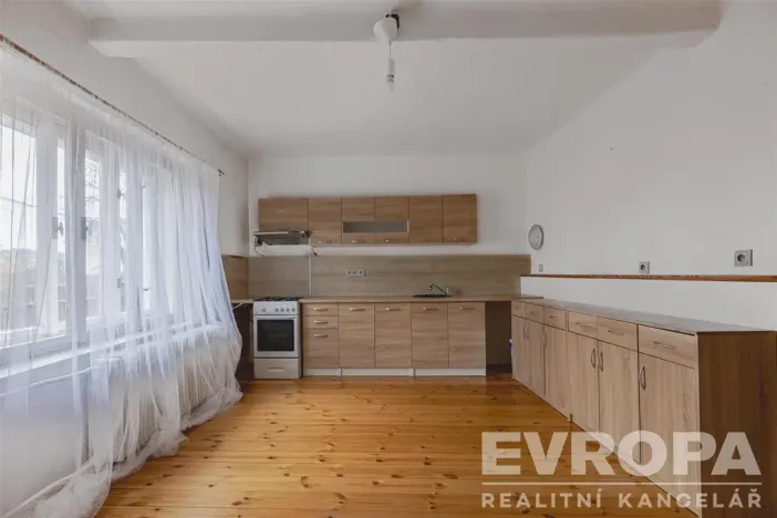 Prodej rodinného domu, Stará Huť, Družstevní, 142 m2