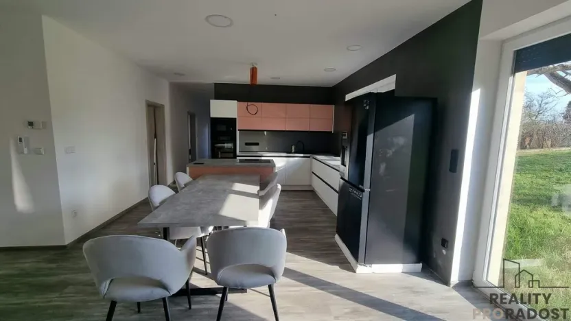 Pronájem rodinného domu, Znojmo, 82 m2