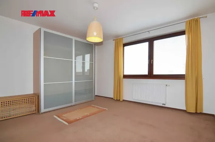 Pronájem bytu 4+kk, Praha - Krč, Na Dvorcích, 100 m2