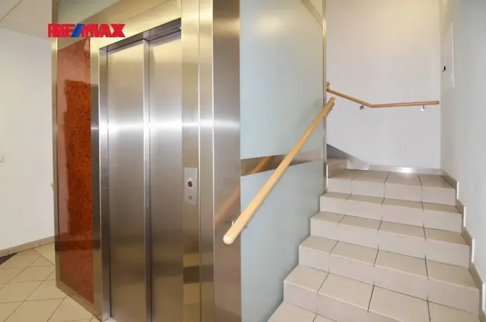 Pronájem bytu 4+kk, Praha - Krč, Na Dvorcích, 100 m2