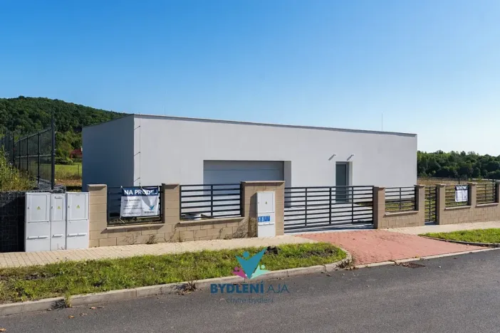 Prodej rodinného domu, Dubí, V Aleji, 206 m2