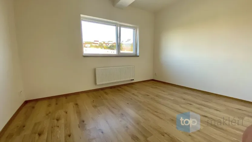 Pronájem bytu 2+kk, Králův Dvůr, Spojovací, 52 m2