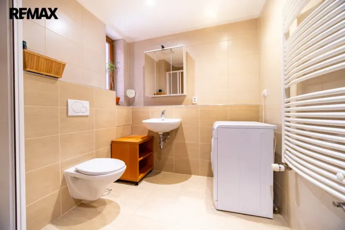 Pronájem bytu 1+1, Praha - Radlice, Pechlátova, 43 m2