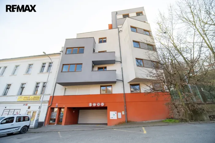 Pronájem bytu 1+1, Praha - Radlice, Pechlátova, 43 m2