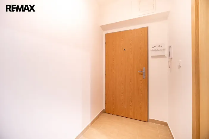 Pronájem bytu 1+1, Praha - Radlice, Pechlátova, 43 m2