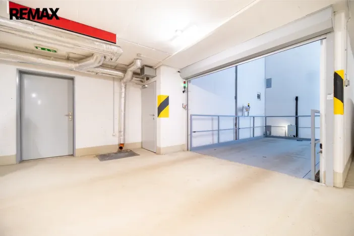 Pronájem bytu 1+1, Praha - Radlice, Pechlátova, 43 m2