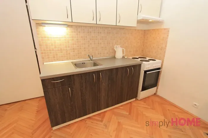 Pronájem bytu 2+kk, Praha - Žižkov, Blahníkova, 50 m2