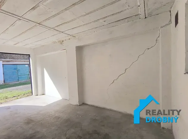 Pronájem garáže, Ústí nad Labem, Čajkovského, 18 m2