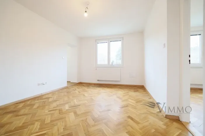 Prodej bytu 2+1, Omlenice - Omlenička, 56 m2