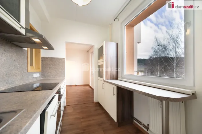 Prodej bytu 3+1, Lhenice, Sídliště SNP, 72 m2