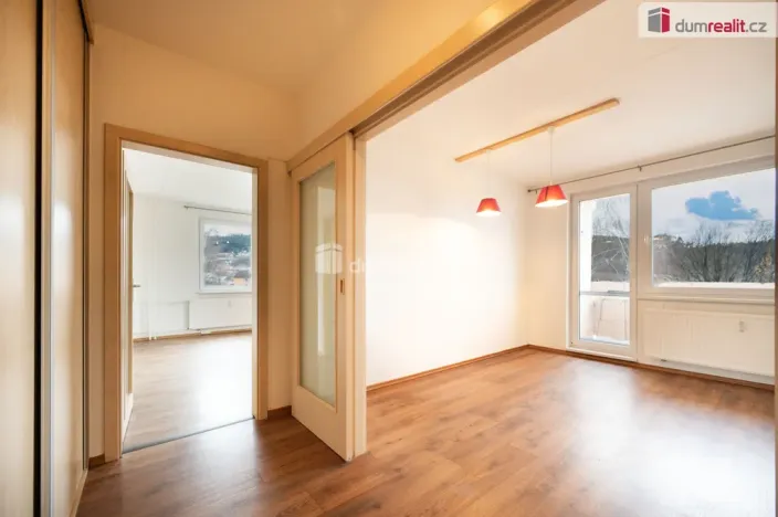 Prodej bytu 3+1, Lhenice, Sídliště SNP, 72 m2