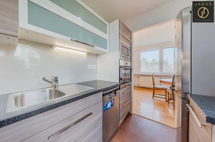 Prodej bytu 2+kk, Praha - Prosek, Jablonecká, 55 m2