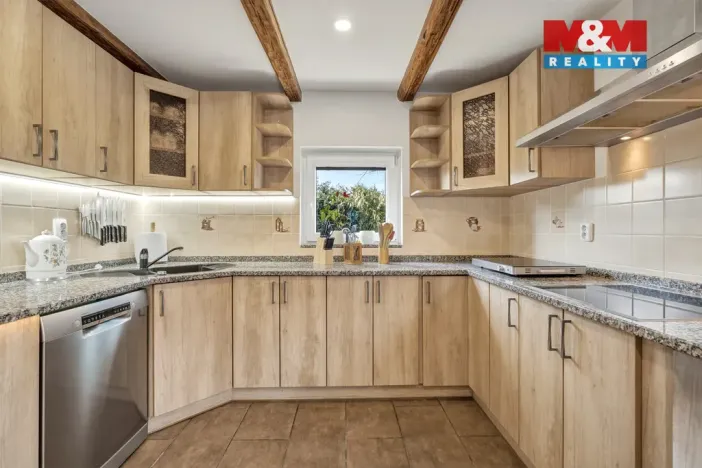 Prodej rodinného domu, Rynoltice, 224 m2