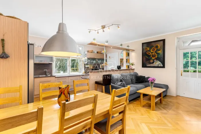 Prodej komerční nemovitosti, Nižbor, Nad Sklárnou, 747 m2