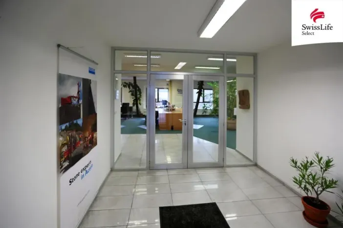 Prodej kanceláře, Králův Dvůr, Tovární, 1029 m2