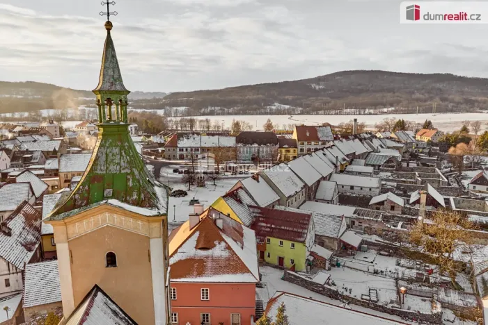 Prodej rodinného domu, Kravaře, náměstí, 200 m2