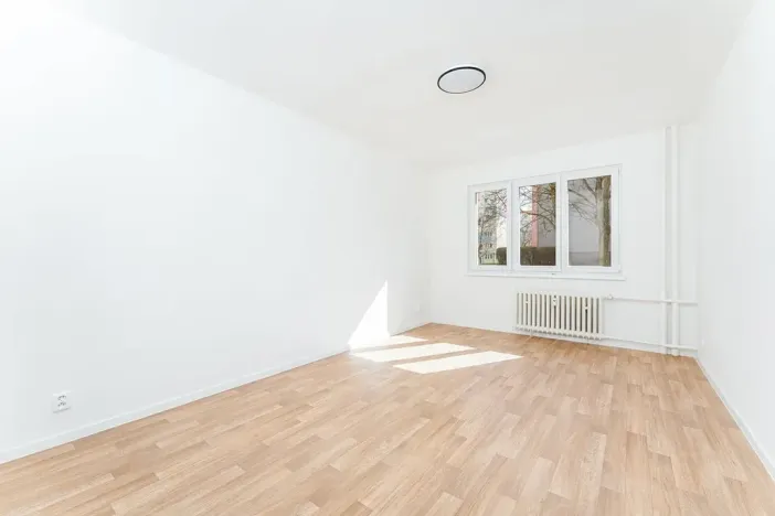 Prodej bytu 3+1, Praha - Malešice, Káranská, 76 m2