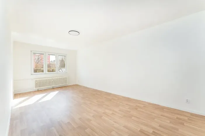 Prodej bytu 3+1, Praha - Malešice, Káranská, 76 m2