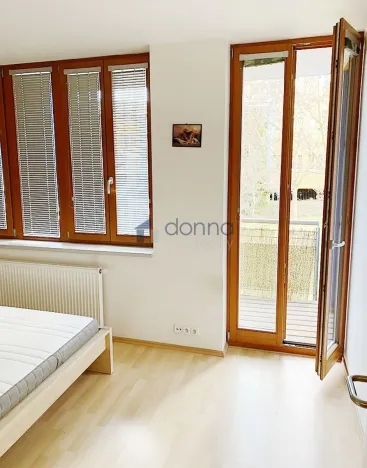 Pronájem bytu 2+kk, Praha, U stanice, 68 m2