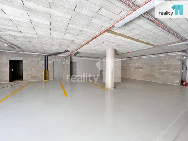 Pronájem garáže, Liberec - Liberec II-Nové Město, Papírová, 11 m2