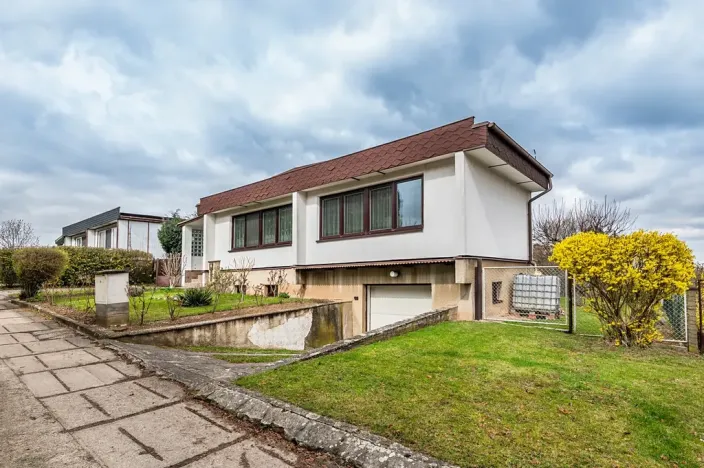 Prodej rodinného domu, Červené Pečky, Na Parkáně, 126 m2