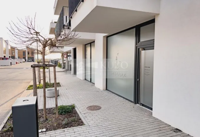 Prodej obchodního prostoru, Vysoký Újezd, Na Výsluní, 73 m2
