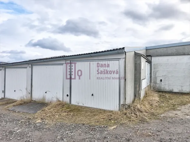 Pronájem garáže, Jindřichův Hradec - Jindřichův Hradec V, Landfrasova, 17 m2