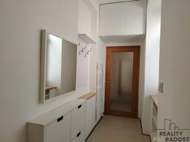 Pronájem bytu 2+1, Znojmo, Jarošova, 53 m2