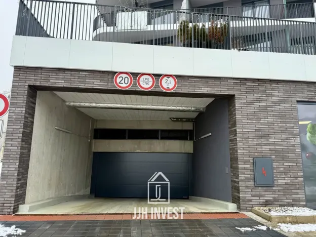 Pronájem garáže, Praha - Stodůlky, Bělohlávkova, 19 m2