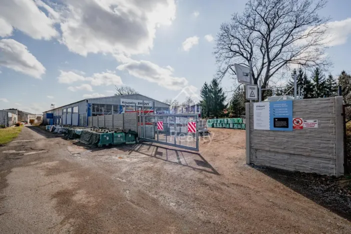 Pronájem skladu, Chrast, 5. května, 1160 m2