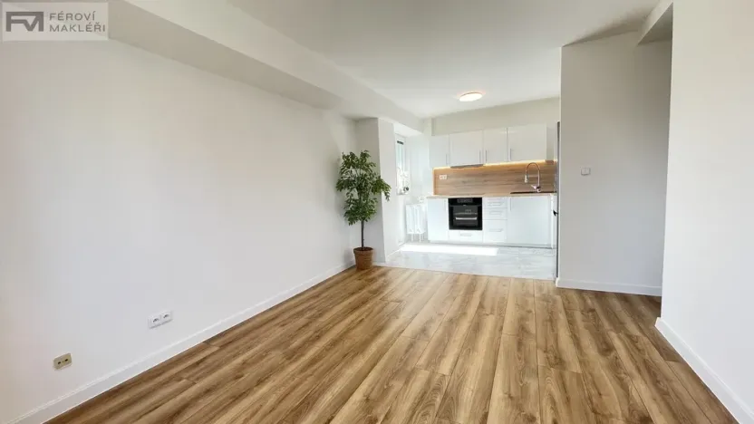 Prodej bytu 2+kk, Ostrava, Polská, 43 m2