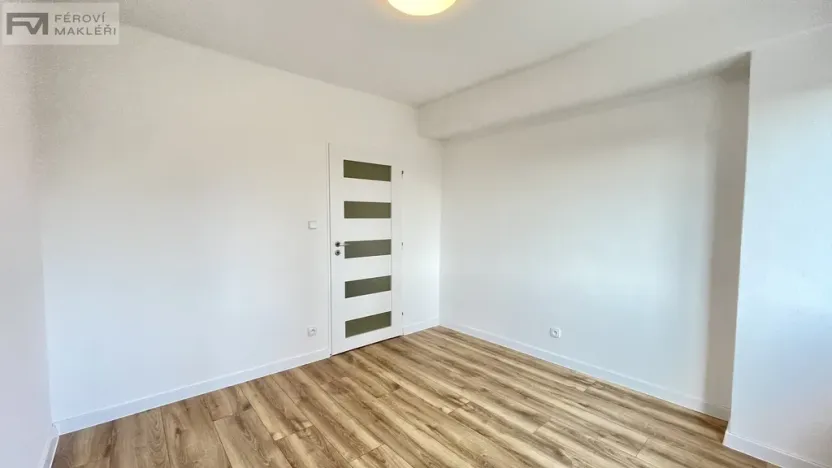 Prodej bytu 2+kk, Ostrava, Polská, 43 m2