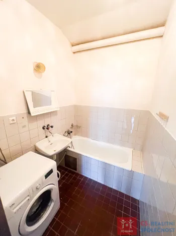 Prodej bytu 1+1, Znojmo, Loucká, 42 m2