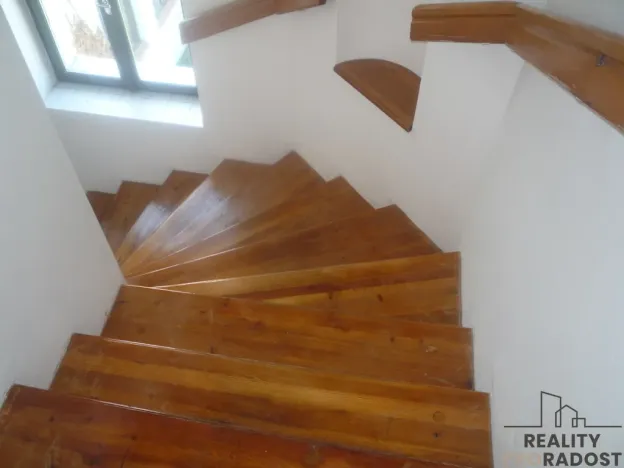 Pronájem bytu 2+kk, Kladno, Jeronýmova, 42 m2