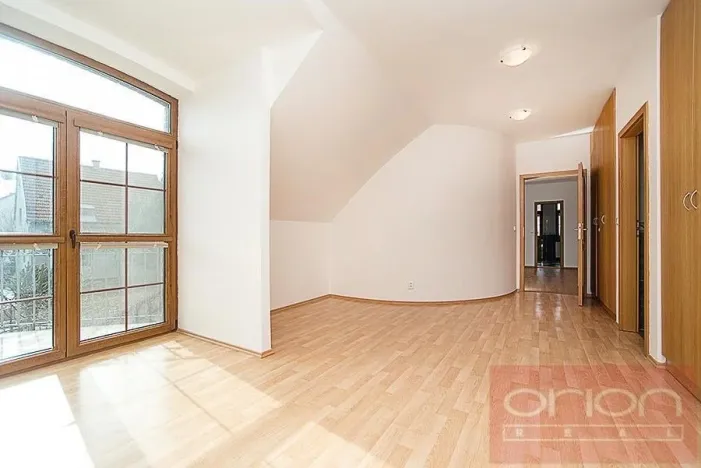 Pronájem rodinného domu, Praha - Nebušice, Druhého odboje, 390 m2