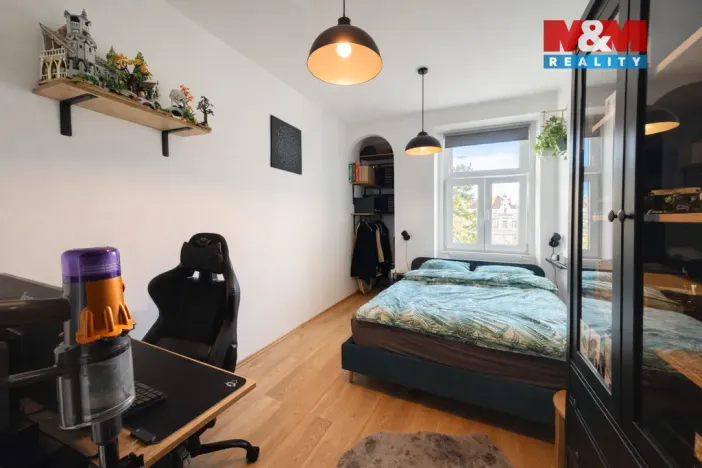 Pronájem bytu 2+kk, Praha - Podolí, Levá, 37 m2