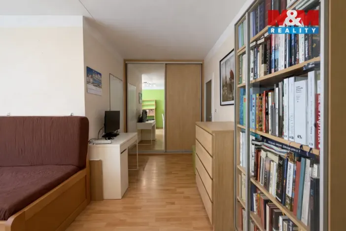 Prodej bytu 2+kk, Praha - Stodůlky, Běhounkova, 36 m2