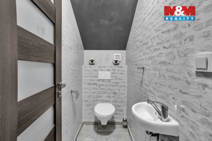 Prodej rodinného domu, Podhradí - Čejkovice, 225 m2