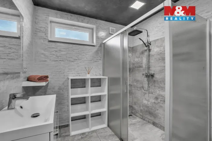 Prodej rodinného domu, Podhradí - Čejkovice, 225 m2