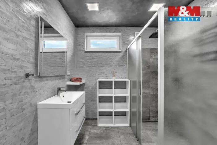 Prodej rodinného domu, Podhradí - Čejkovice, 225 m2