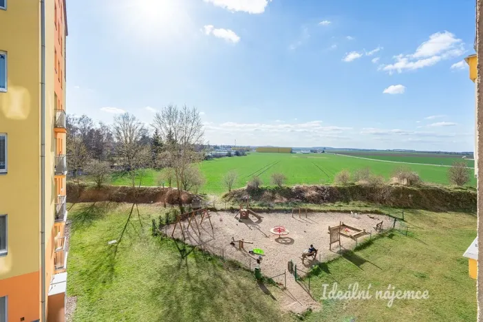 Pronájem bytu 2+kk, Klecany, V Honech, 47 m2