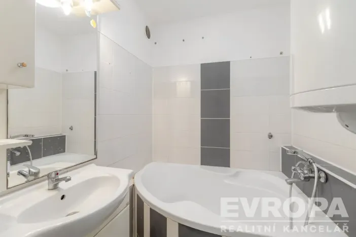 Prodej bytu 4+1, Roudnice nad Labem, Alej 17. listopadu, 76 m2