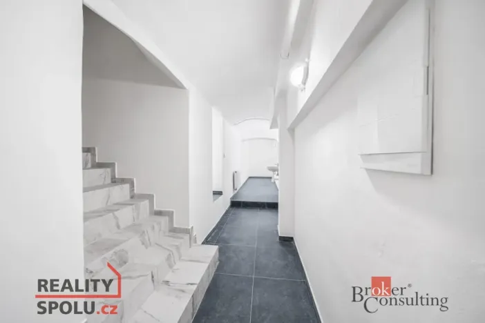 Pronájem - jiné, Plzeň - Jižní Předměstí, Husova, 110 m2