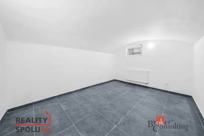 Pronájem - jiné, Plzeň - Jižní Předměstí, Husova, 110 m2