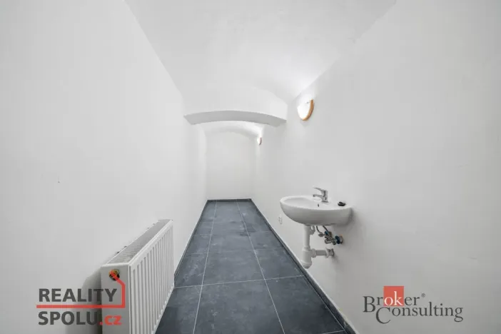 Pronájem - jiné, Plzeň - Jižní Předměstí, Husova, 110 m2