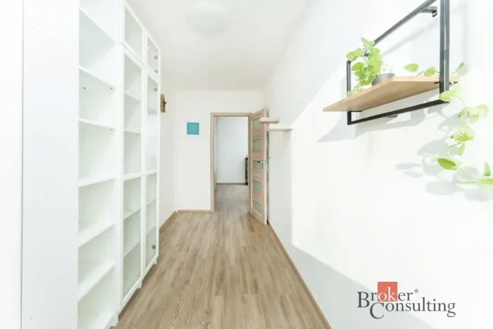 Pronájem bytu 3+kk, Praha - Troja, Pomořanská, 72 m2