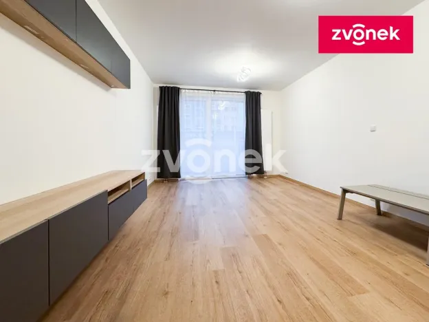 Pronájem bytu 1+kk, Zlín, Nad Stráněmi, 37 m2