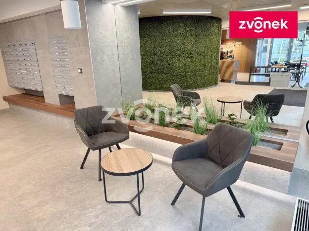 Pronájem bytu 1+kk, Zlín, Nad Stráněmi, 37 m2