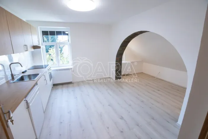 Pronájem bytu 4+kk, Praha - Bohnice, V Nových Bohnicích, 94 m2